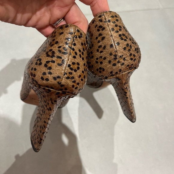 Brian Atwood peeptoe heels in embossed animal print.  EU39 (fit like US 8) - Picture 3 of 4
